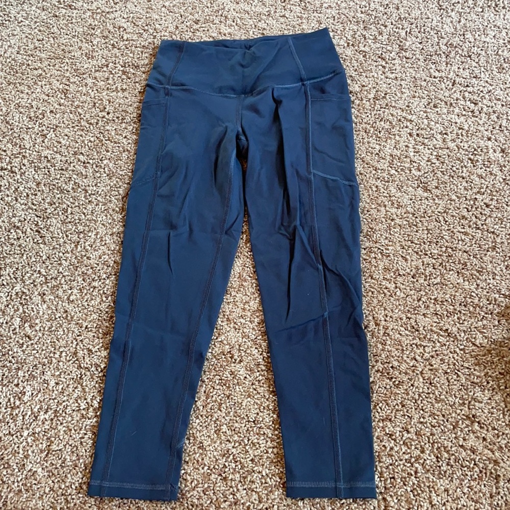 Victoria Sport cropped highwaisted dark grey leggings